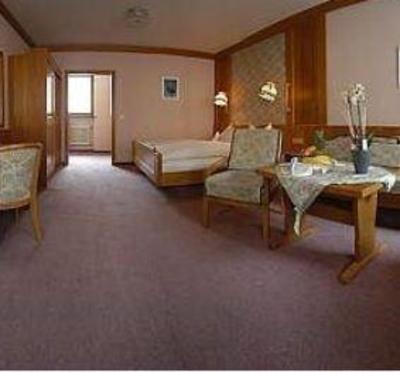 фото отеля Hotel Sonne Bad Wildbad