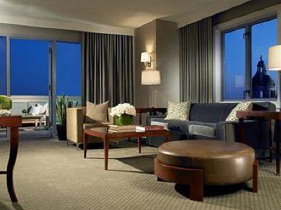 фото отеля The Westin Pasadena