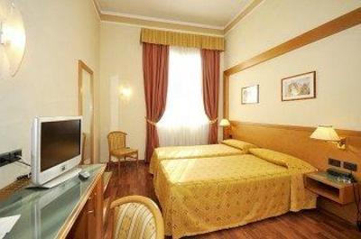 фото отеля Hotel Estense Modena