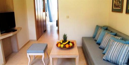 фото отеля Pilot Beach Resort