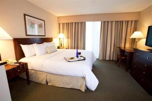 фото отеля Embassy Suites Richmond - The Commerce Center