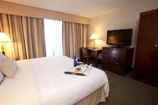 фото отеля Embassy Suites Richmond - The Commerce Center