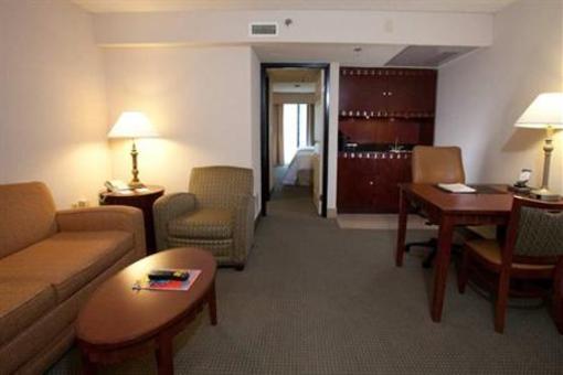 фото отеля Embassy Suites Richmond - The Commerce Center