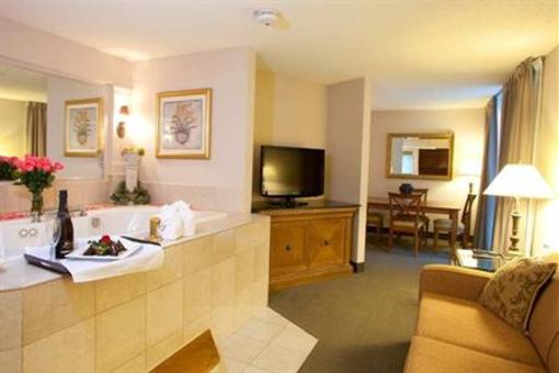 фото отеля Embassy Suites Richmond - The Commerce Center