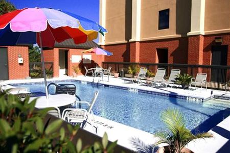 фото отеля Hampton Inn Bessemer