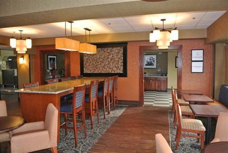 фото отеля Hampton Inn Bessemer
