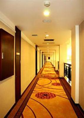 фото отеля Longchang East Hotel