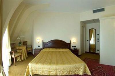 фото отеля Hotel Villa Fiorita Salsomaggiore Terme