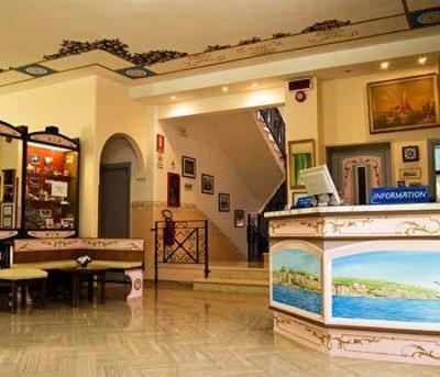 фото отеля Londra Hotel Sant'Agnello