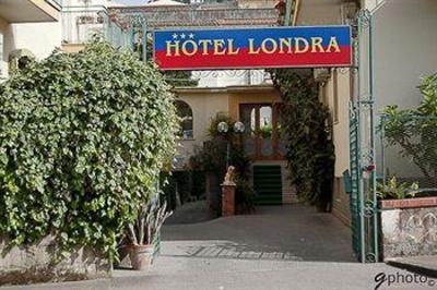 фото отеля Londra Hotel Sant'Agnello