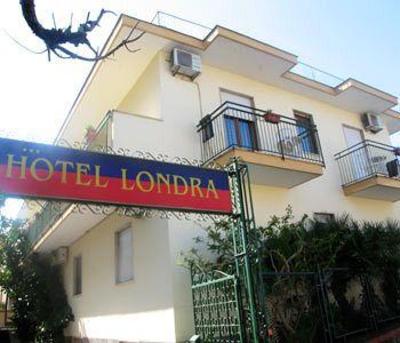 фото отеля Londra Hotel Sant'Agnello