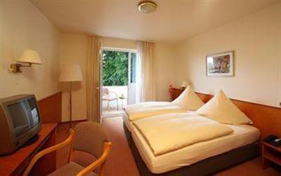 фото отеля Hotel Am Rosenberg Hofheim am Taunus