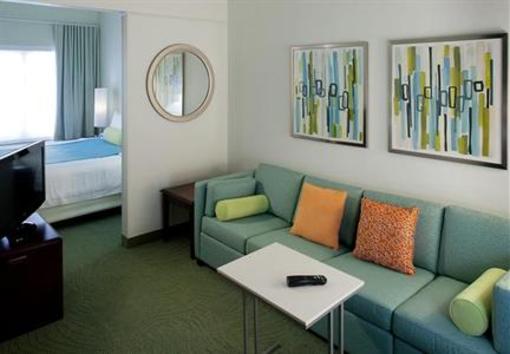 фото отеля SpringHill Suites Dallas Addison/Quorum Drive