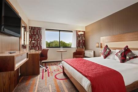 фото отеля Hilton Basingstoke