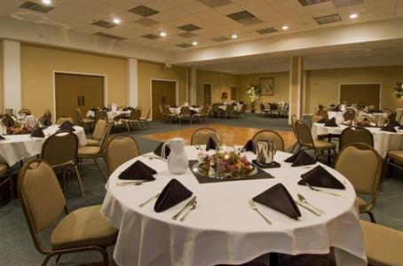 фото отеля Embassy Suites Brunswick