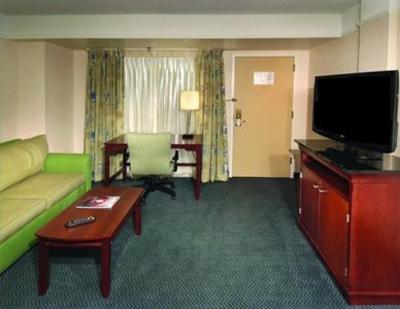 фото отеля Embassy Suites Brunswick