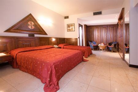 фото отеля Hotel La Paul