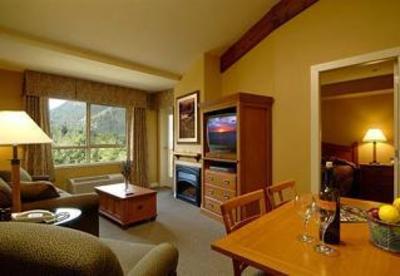 фото отеля Pemberton Valley Lodge