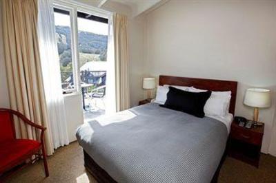 фото отеля The Denman Hotel Thredbo