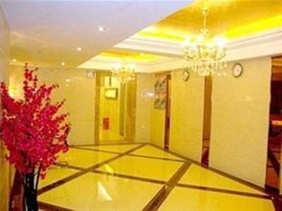 фото отеля Yueyou Hotel Chongqing Jiefangbei Saiger
