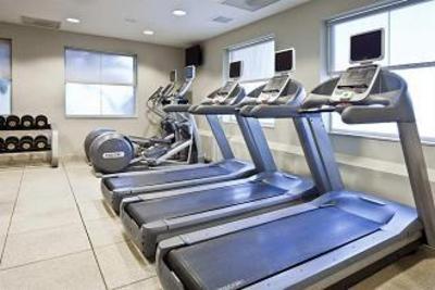 фото отеля Embassy Suites Tampa - Brandon