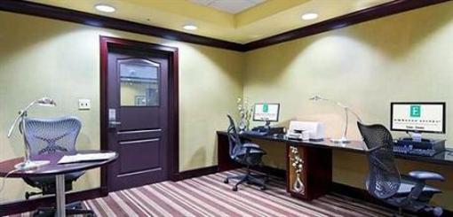 фото отеля Embassy Suites Tampa - Brandon