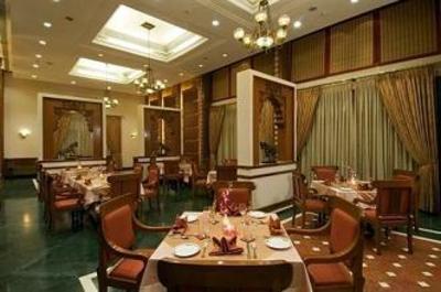 фото отеля The Gateway Hotel Ummed Ahmedabad