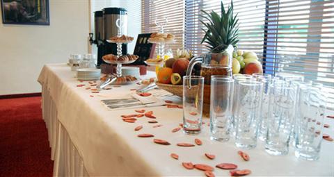фото отеля Holiday Inn Express Krakow