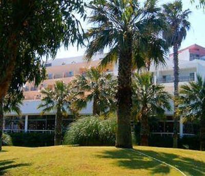 фото отеля Doreta Beach Resort Petaloudes