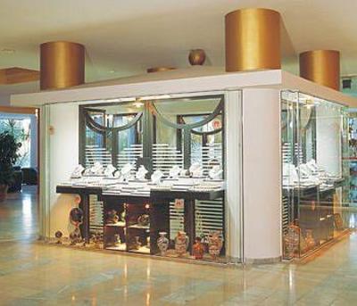 фото отеля Doreta Beach Resort Petaloudes