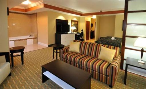 фото отеля BEST WESTERN PLUS JFK Inn & Suites