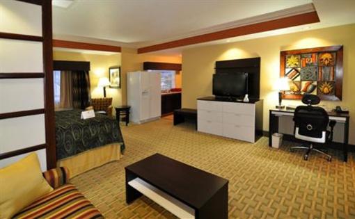 фото отеля BEST WESTERN PLUS JFK Inn & Suites