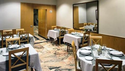 фото отеля Hotel Catalonia Castellnou
