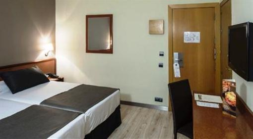 фото отеля Hotel Catalonia Castellnou