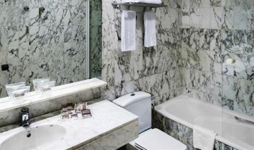фото отеля Hotel Catalonia Castellnou