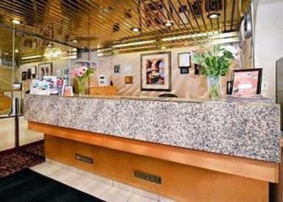 фото отеля Econo Lodge Motel Village