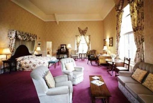 фото отеля Ashdown Park Hotel Wych Cross