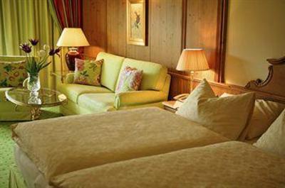 фото отеля Wellness Golf Und Geneisserhotel Salzburgerhof Zell am See