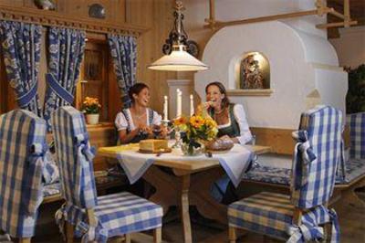 фото отеля Wellness Golf Und Geneisserhotel Salzburgerhof Zell am See