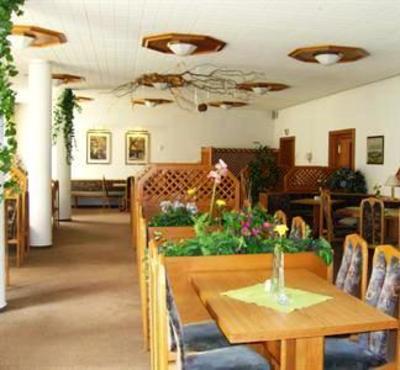 фото отеля Naturparkhotel Haus Hubertus