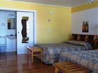 фото отеля Beach Breeze Motel Grand pré