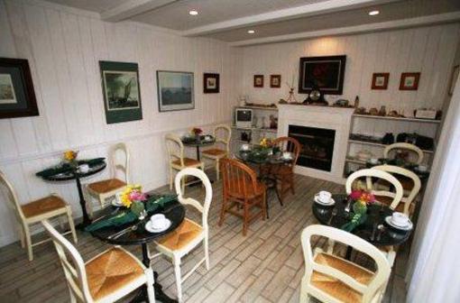 фото отеля North Coast Country Inn