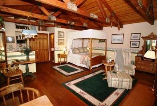фото отеля North Coast Country Inn