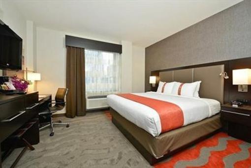 фото отеля Holiday Inn Jamaica Queens JFK Airport