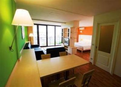 фото отеля Marina Suites