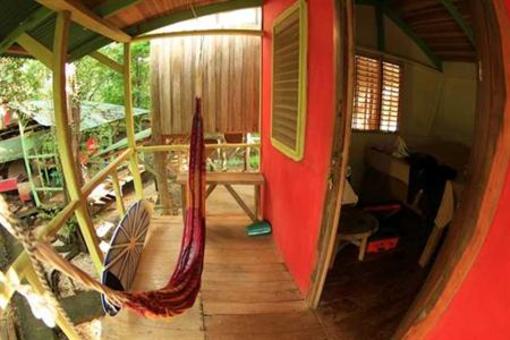 фото отеля Hostal Kontiki