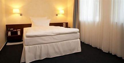 фото отеля Ringhotel Adler Asperg Hotel