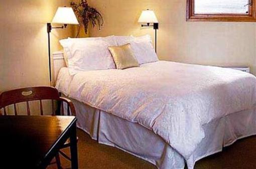 фото отеля Kettle Creek Inn