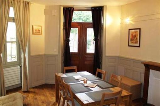 фото отеля Appartement Fontaine de l'aumone