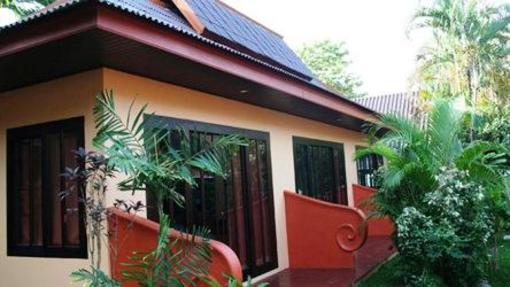 фото отеля Ao Nang Beach Home